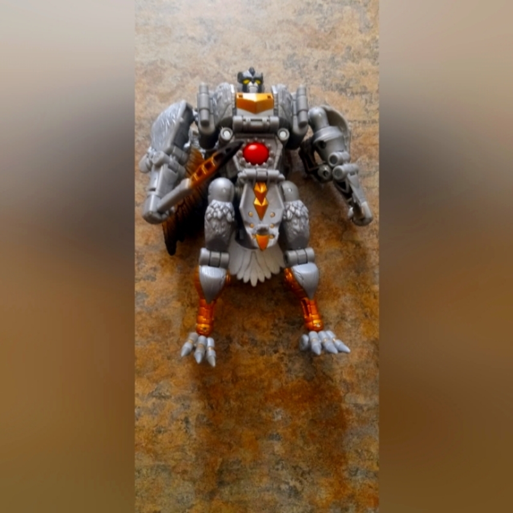 Transformers beast wars hawk Eagle Robot - Kids Toys minor imperfections wing